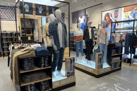 Levis