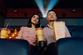 Pareja en el cine